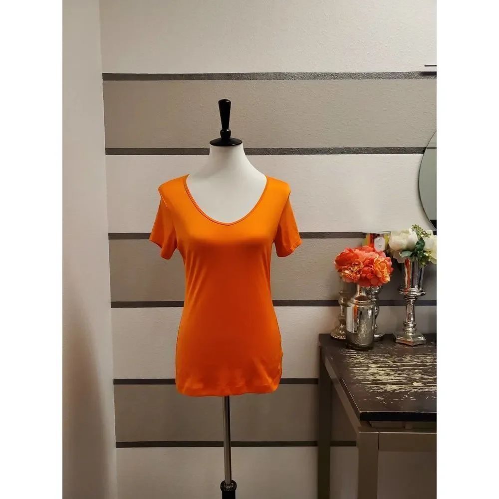 Mountain Hardwear Orange Tee Sz S